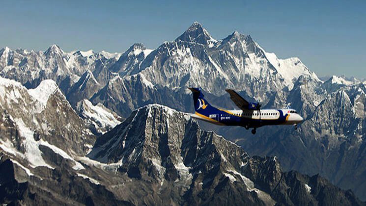 flying below Everest 